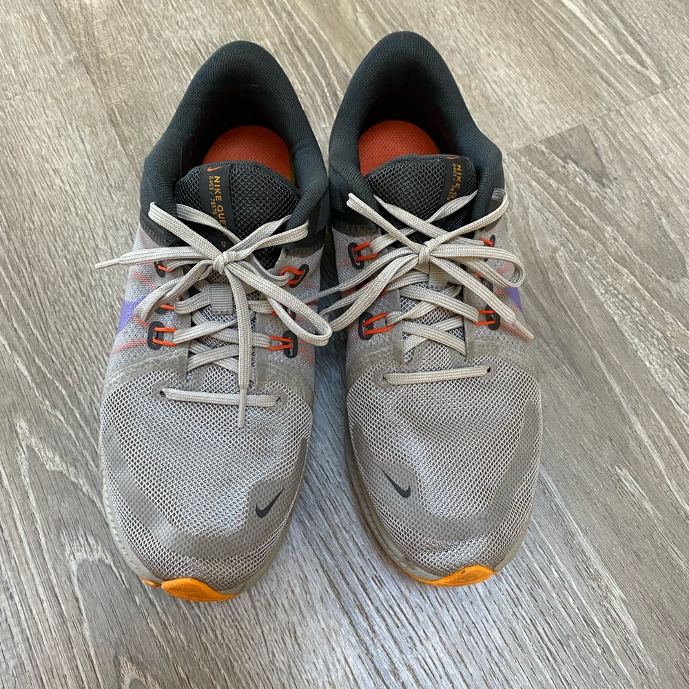 Nike Men's Gray and Orange Running Shoes